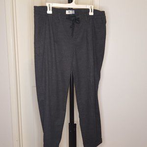 Used Gray Men's Old Navy Tapered Sweat Pants Large